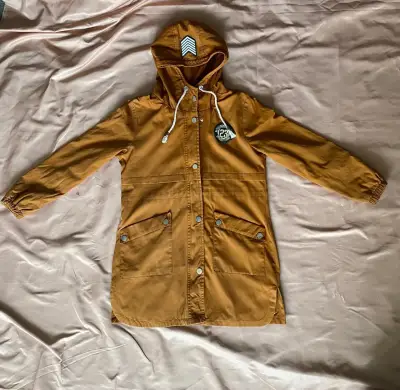 Parka marrón con capucha - miniatura 2