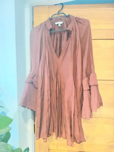 Vestido bohemio marrón con mangas acampanadas H&M - miniatura 3