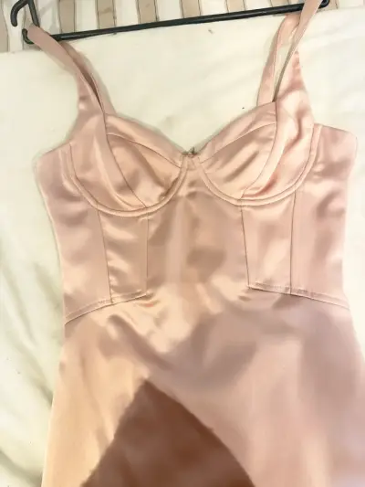 Vestido ajustado rosa claro Zara - miniatura 3