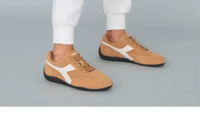 Zapatillas deportivas marrones Diadora para hombre - 5
