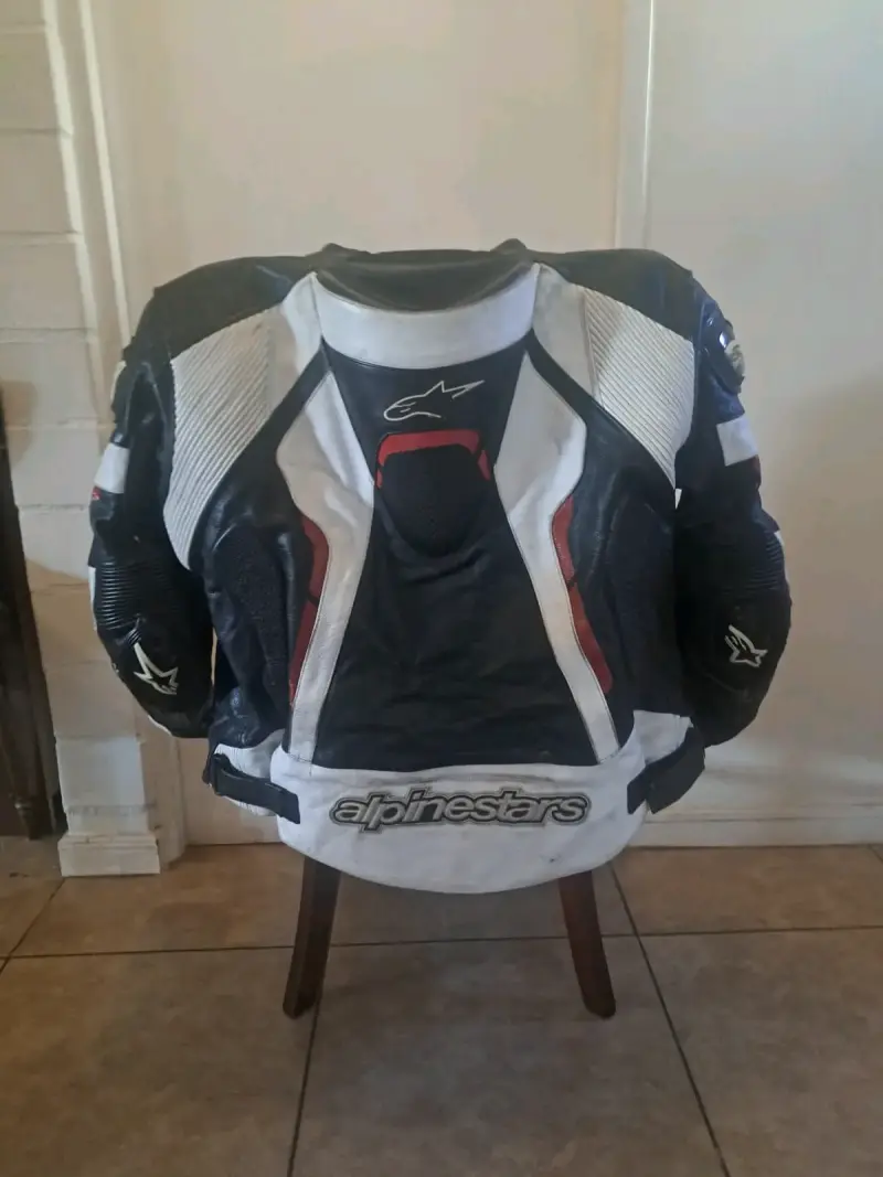 Conjunto de moto Alpinestars y Reaxion Racing - 5