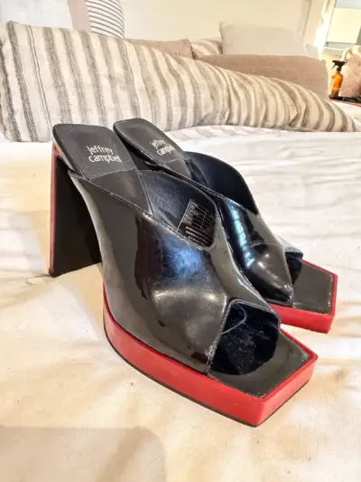 Zapatillas de plataforma negras Jeffrey Campbell - miniatura 2
