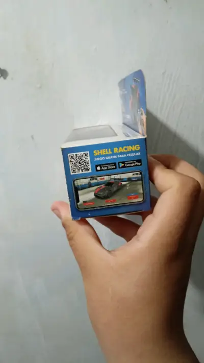 BMW Z4 GT3 Shell V-Power Bluetooth RC - miniatura 4