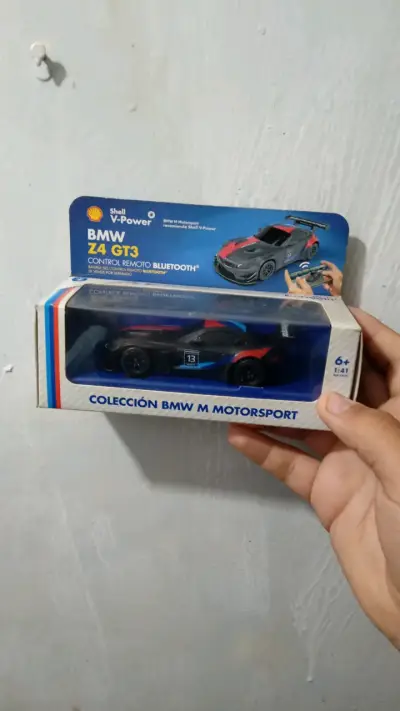BMW Z4 GT3 Shell V-Power Bluetooth RC - miniatura 5