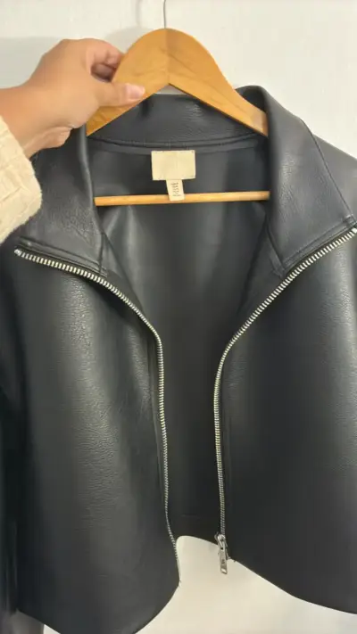 Chaqueta de cuero sintético negra H&M talla M - miniatura 1
