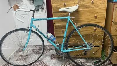 Bicicleta de carretera Bianchi azul vintage - miniatura 1