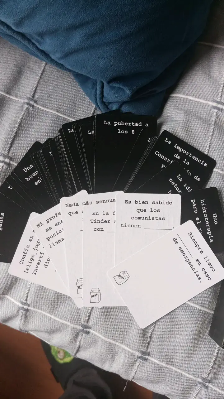 Mala Leche juego +18 original chileno - 3