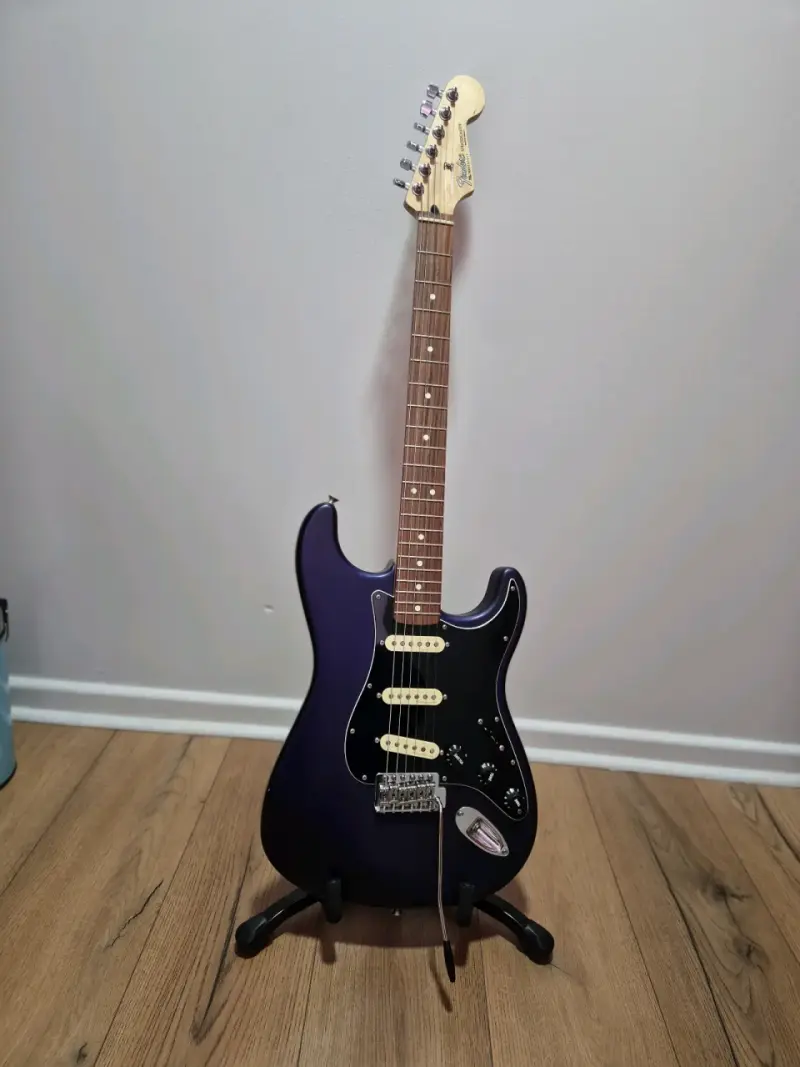 Guitarra Fender Stratocaster(mexicana)
