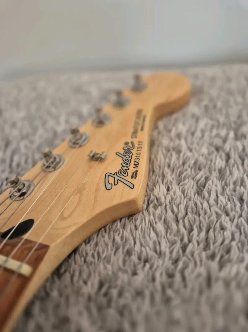 Guitarra Fender Stratocaster(mexicana) - 6