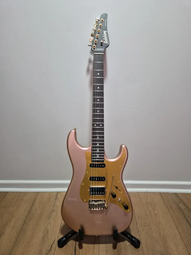 Guitarra eléctrica Stratocaster, Soloking - 2
