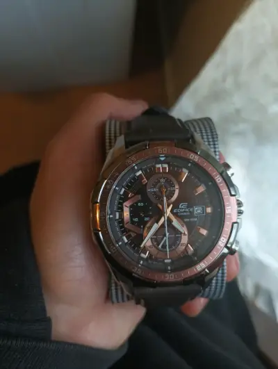 Reloj Casio Edifice cronógrafo - miniatura 1