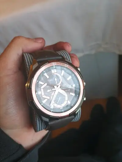 Reloj Casio Edifice cronógrafo - miniatura 2