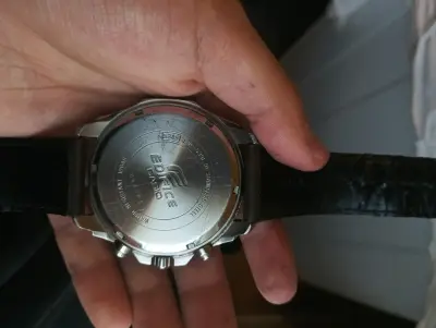 Reloj Casio Edifice cronógrafo - miniatura 4