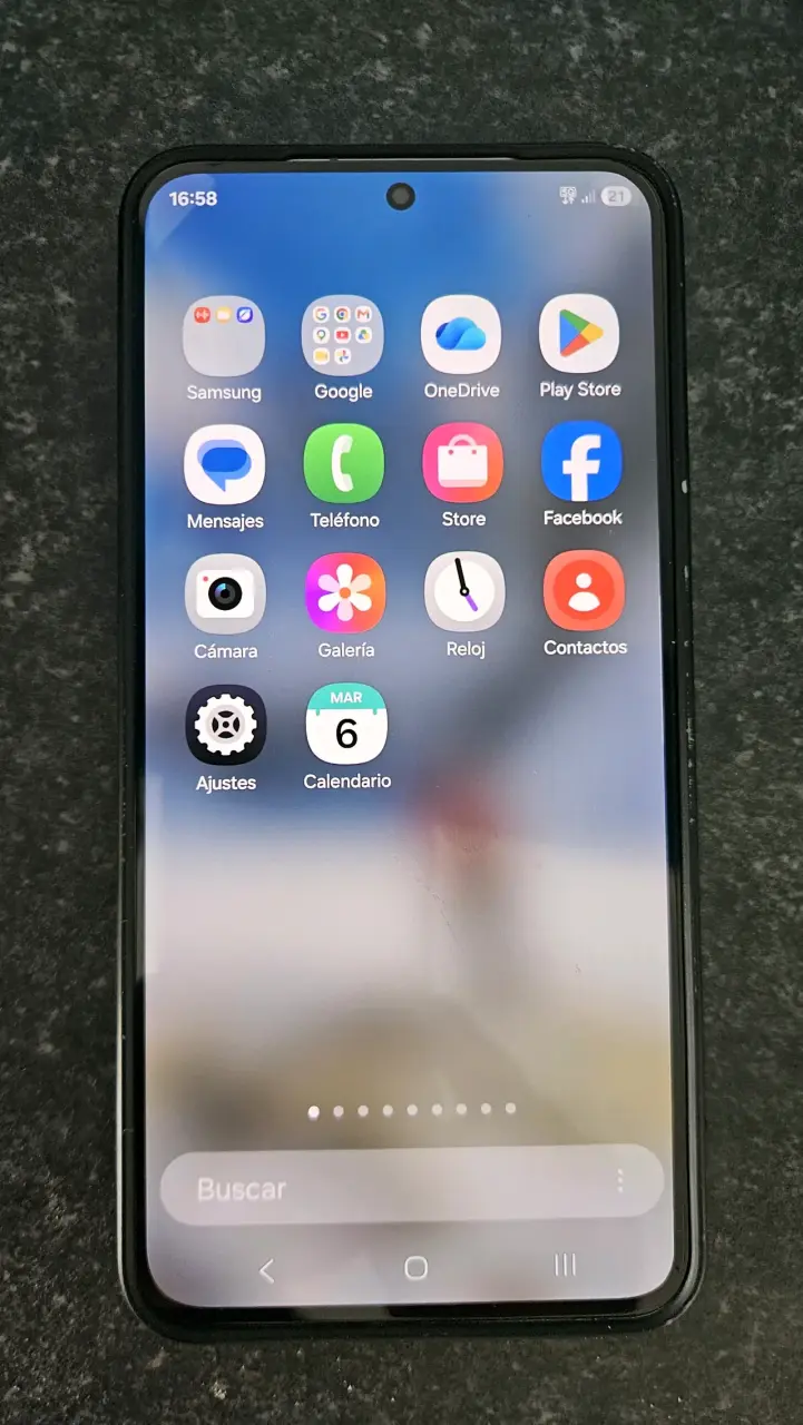 Smartphone Samsung Galaxy S25 fe 256gb buen estado - 2