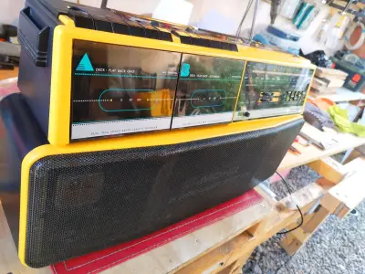 Radio cassette Philips vintage amarillo - miniatura 6
