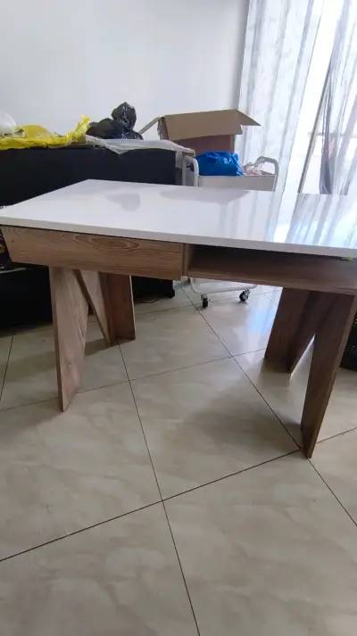Escritorio madera y melamina blanca - miniatura 1