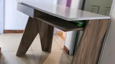 Escritorio madera y melamina blanca - miniatura 4