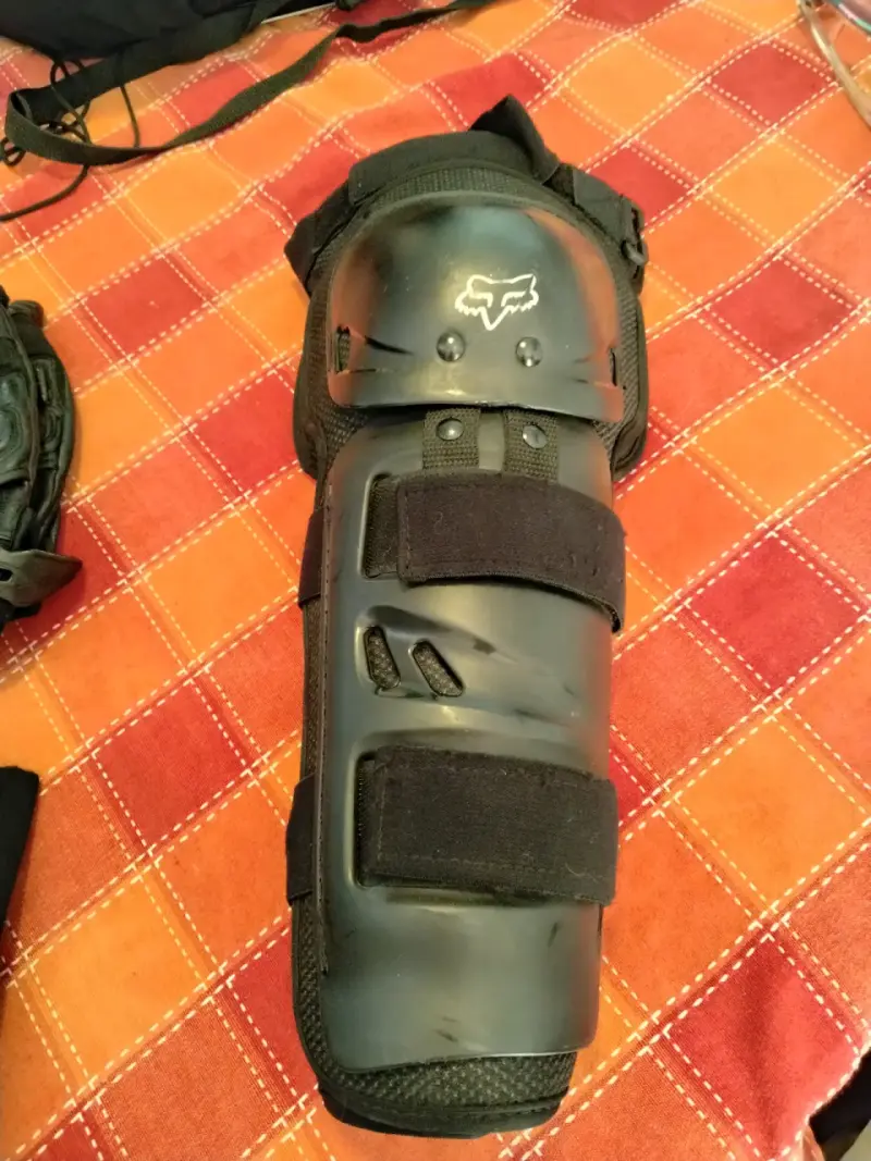 Rodilleras de protección para motocross Fox - 2