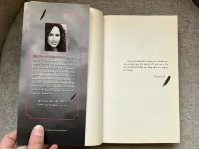 Saga Completa 'Hush Hush' de Becca Fitzpatrick - miniatura 4
