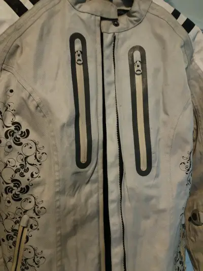 Chaqueta de moto gris con diseño floral - miniatura 3
