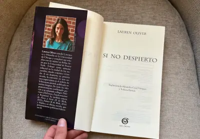 Libro 'Si No Despierto' de Lauren Oliver - miniatura 3