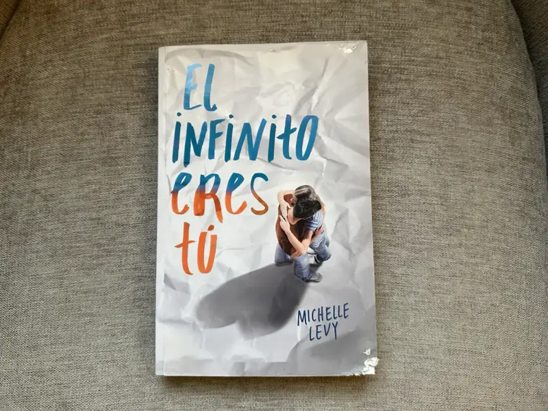 Libro 'El Infinito Eres Tú' de Michelle Levy