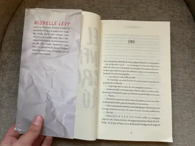 Libro 'El Infinito Eres Tú' de Michelle Levy - miniatura 3