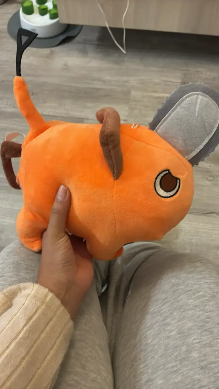 Peluche pochita - 2
