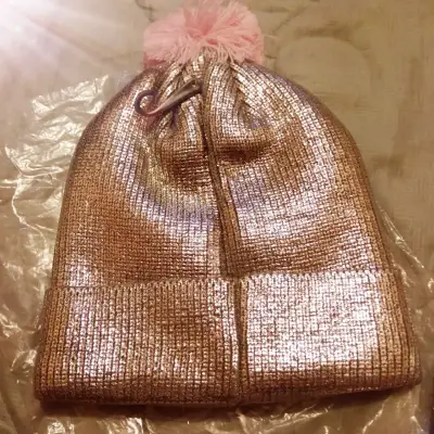 Gorro Barbie plateado con pompón rosa - miniatura 3