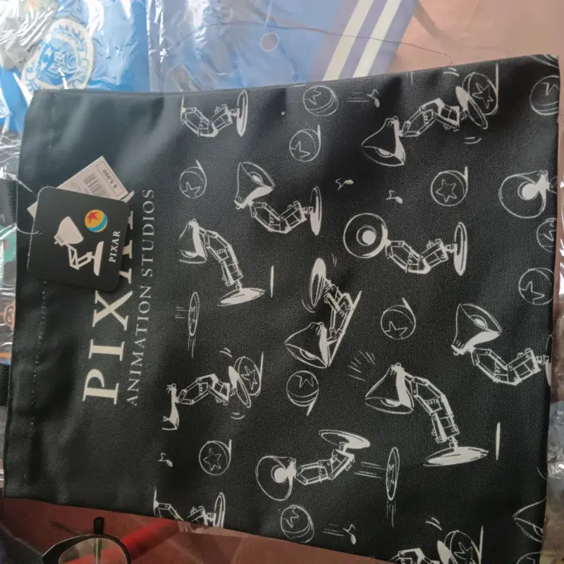 Bolsa tote Pixar con personajes icónicos - 2