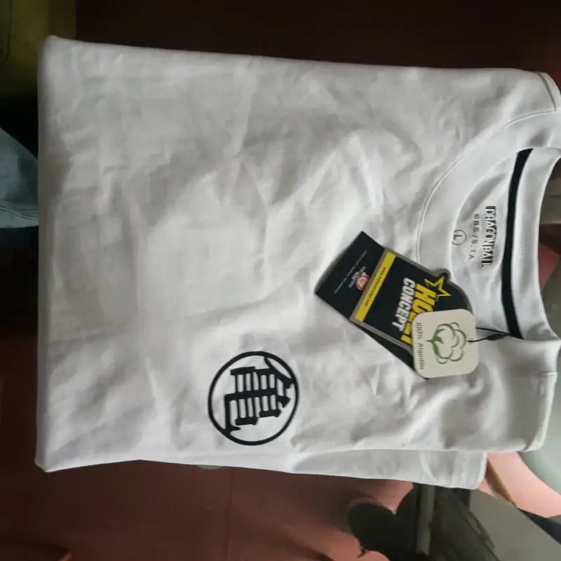 Polera blanca Dragon Ball con estampado Goku - 3