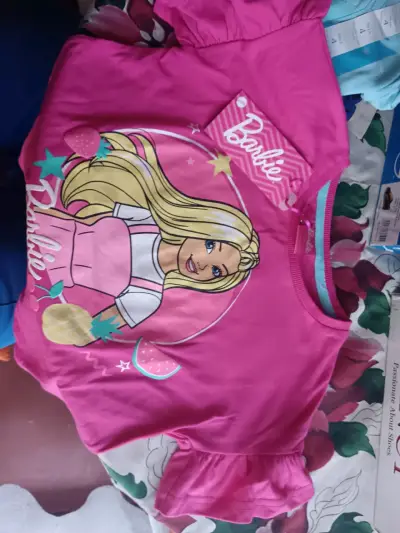 Polera Barbie para niña color rosa talla 6 - miniatura 1