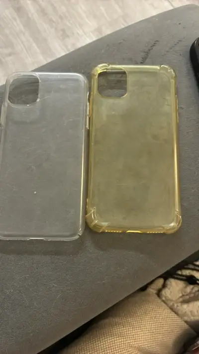 Set de carcasas para iPhone 11 en varios colores - miniatura 4