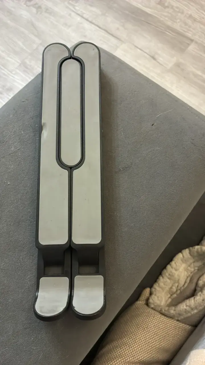Soporte ajustable para laptop portátil