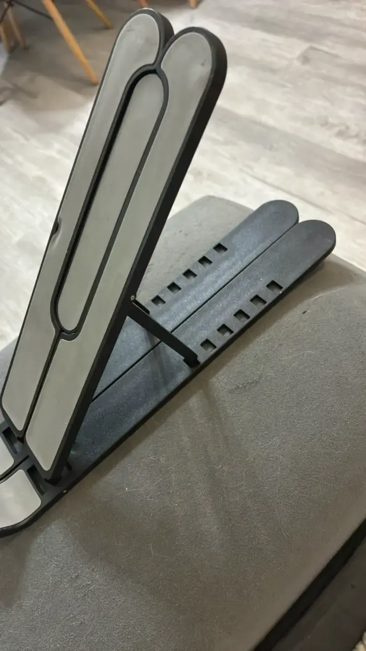 Soporte ajustable para laptop portátil - 2