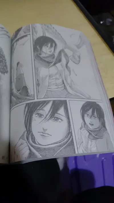 Revista Shonen Magazine con Ataque a los Titanes - miniatura 5