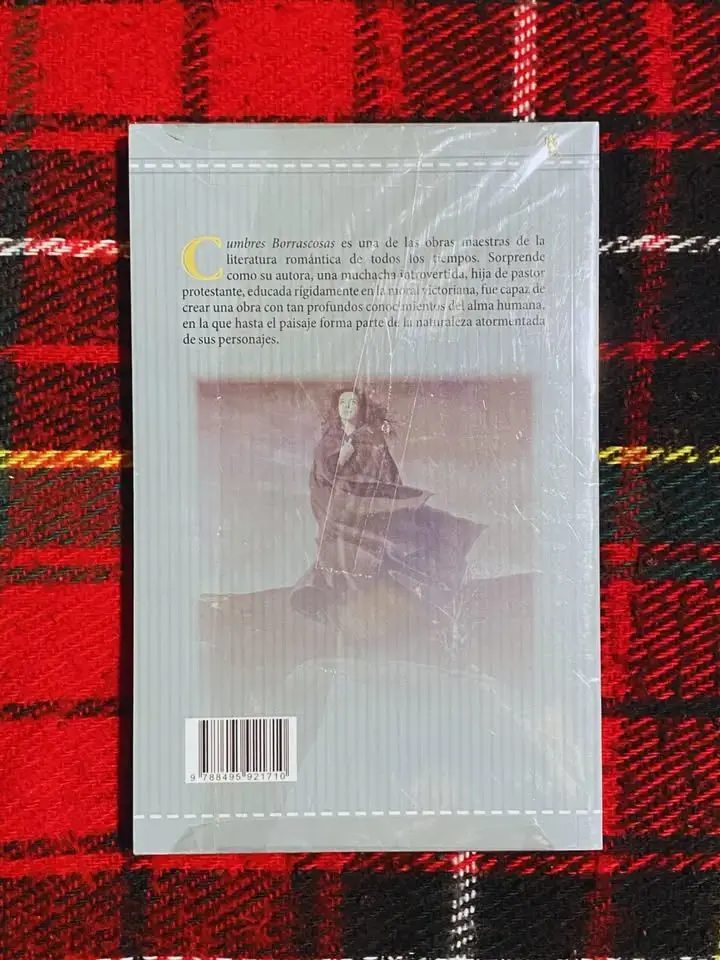 Libro Cumbres Borrascosas de Emily Brontë - 2
