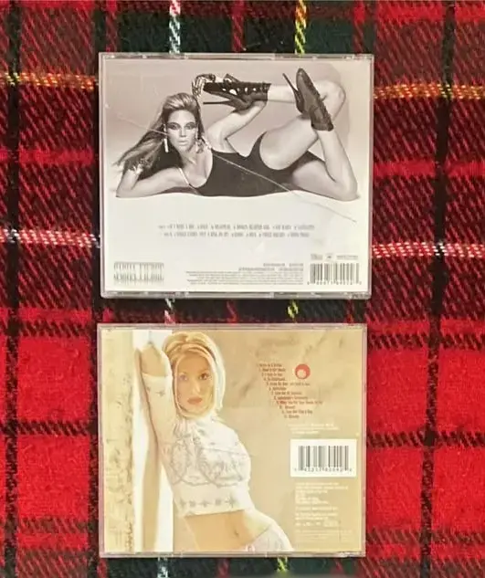 CDs dobles de Beyoncé y Christina Aguilera - 2