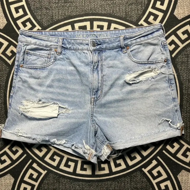 Short American Eagle