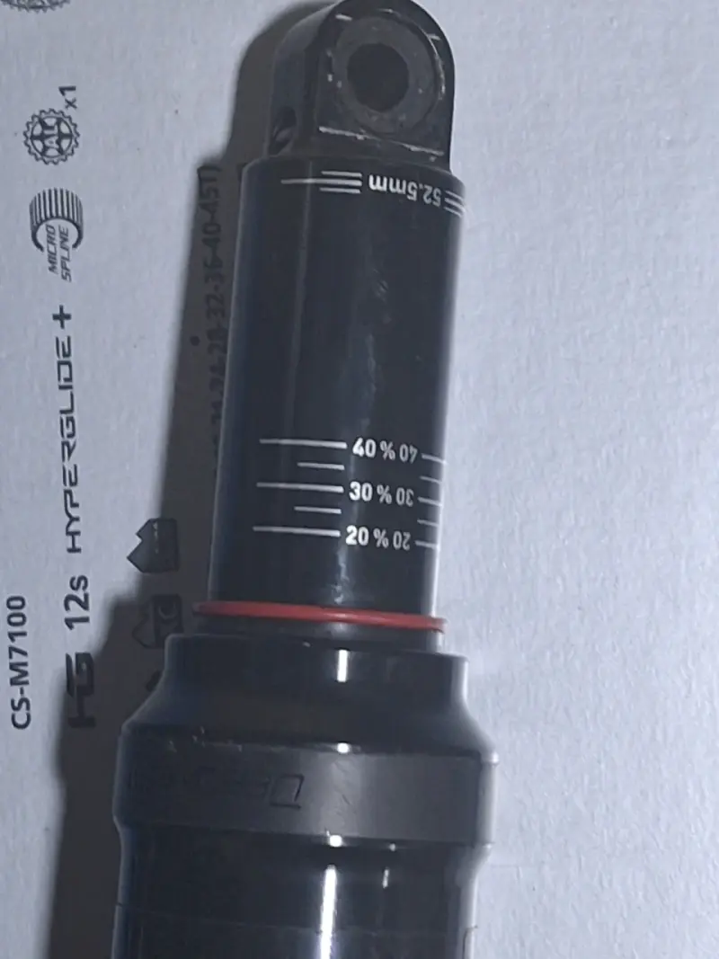 Amortiguador RockShox Deluxe Select para bicicleta - 3