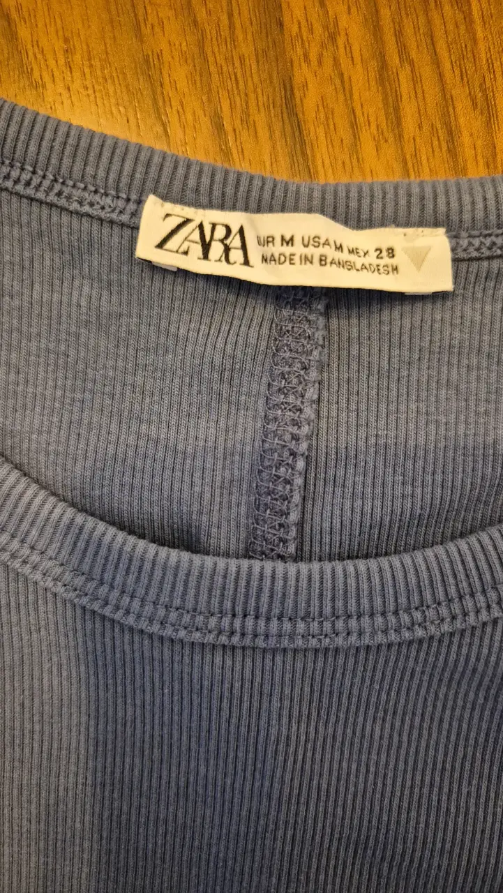 Top sin mangas azul Zara para mujer - 3