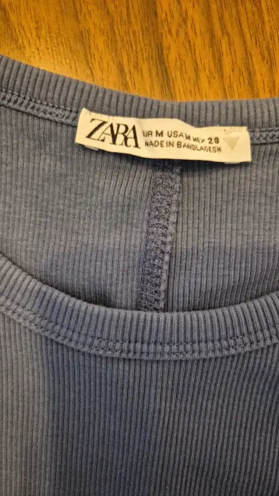 Top sin mangas azul Zara para mujer - miniatura 3