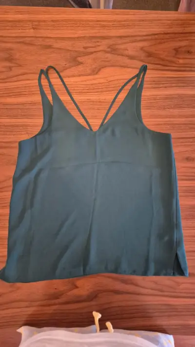 Blusa sin mangas verde Alaniz talla XS - miniatura 1