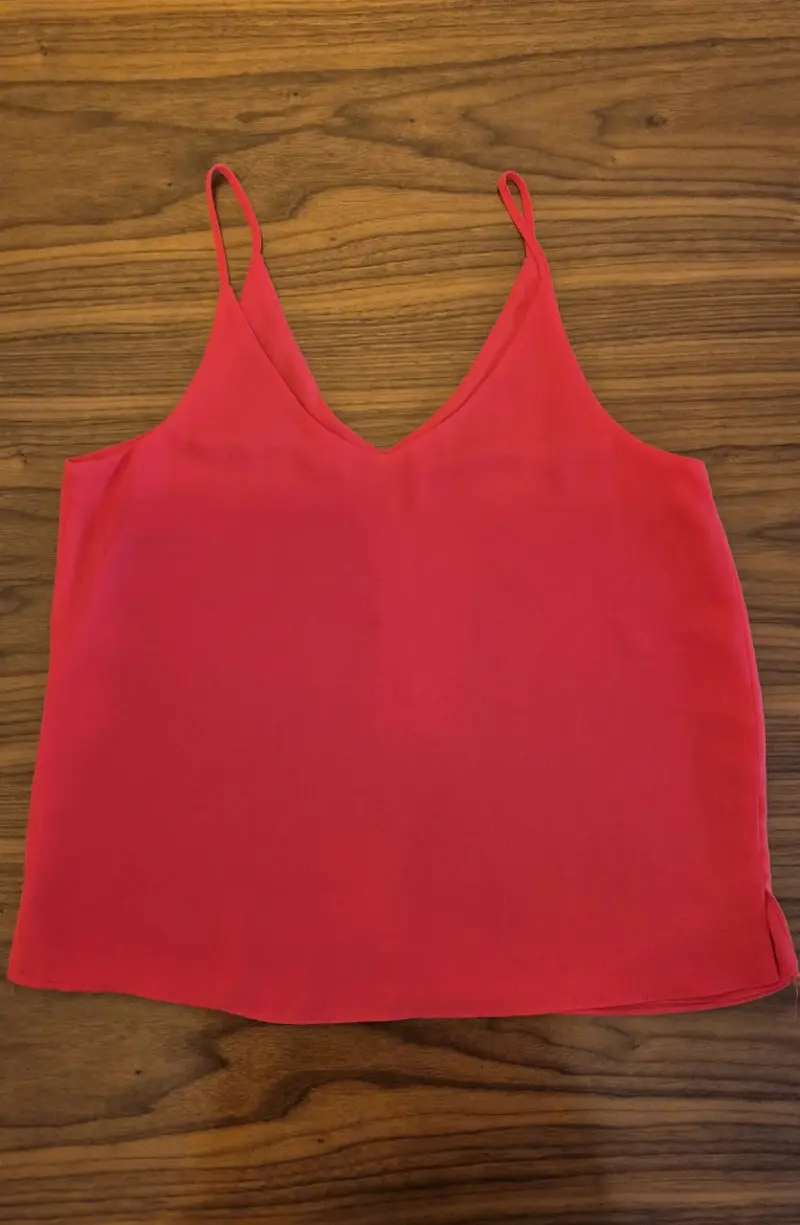 Blusa roja sin mangas Alaniz