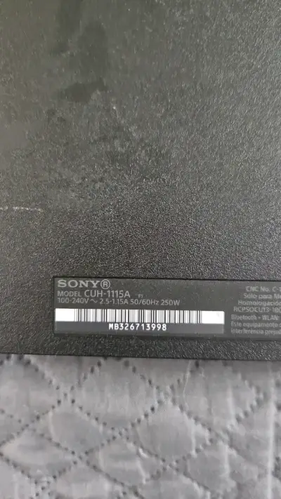 Consola PlayStation 4 Sony en buen estado - miniatura 2