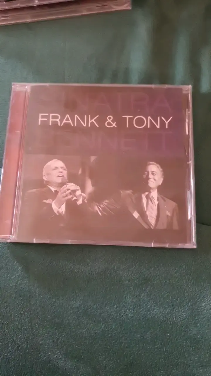 CD de música Frank & Tony con grandes éxitos