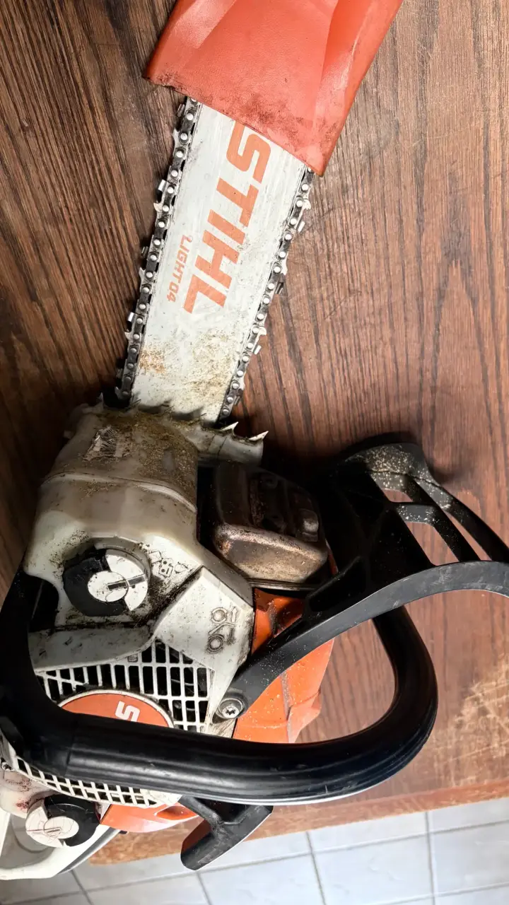 Motosierra Stihl MS 212 usada en buen estado - 3
