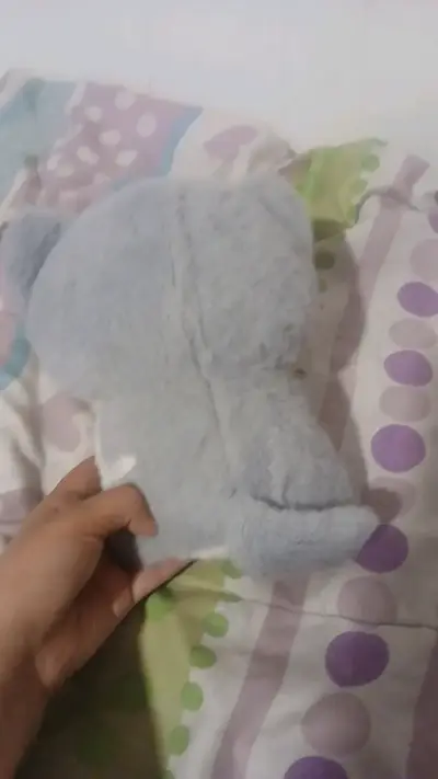 Peluche de gato blanco y gris suave - miniatura 4
