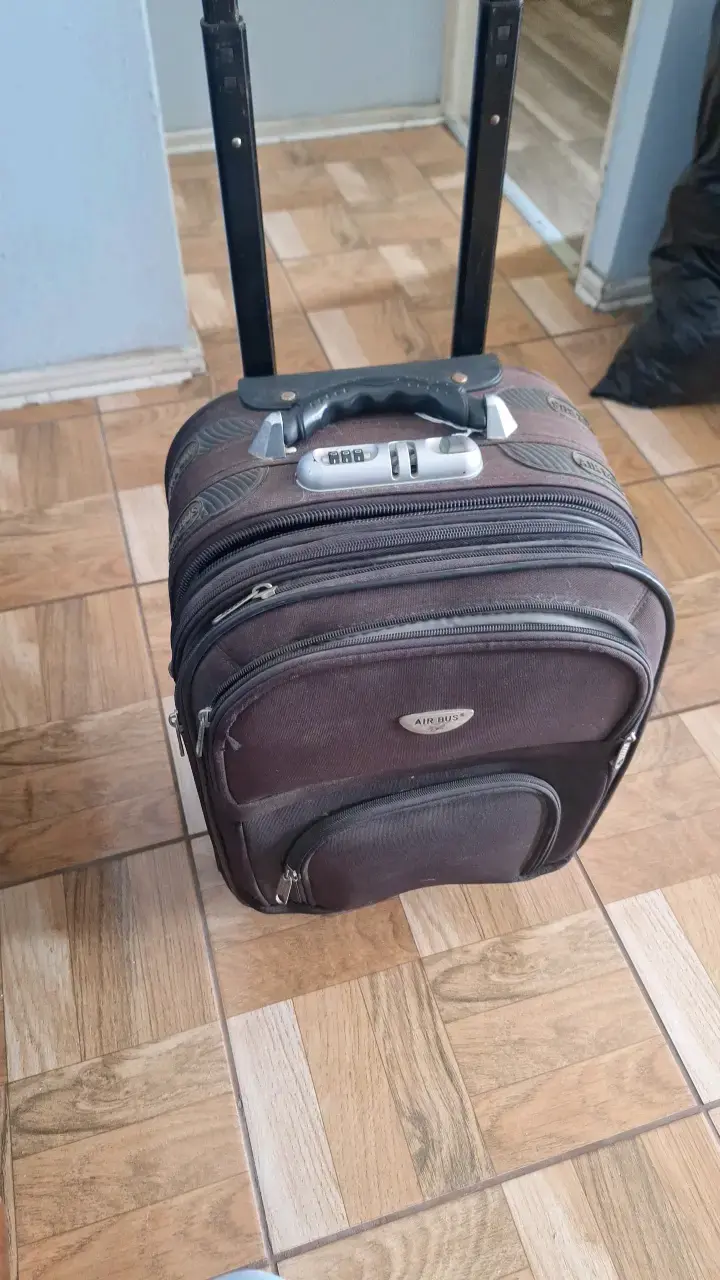 Maleta de viaje con ruedas Air Bus marrón