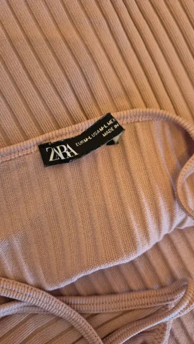 Top de tirantes rosa claro con diseño acanalado - miniatura 3